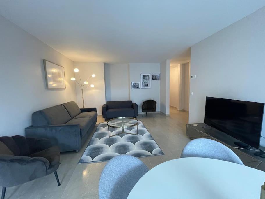 Apartamento Le Mont-Veyrier, Parking Et Vue Annecy Exterior foto