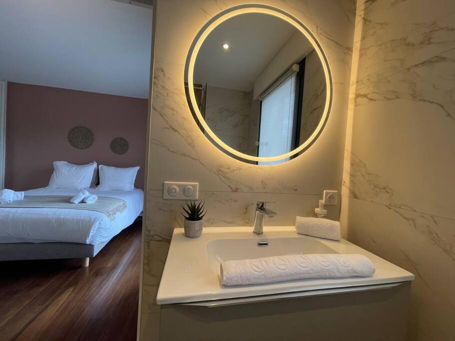 Apartamento Le Mont-Veyrier, Parking Et Vue Annecy Exterior foto